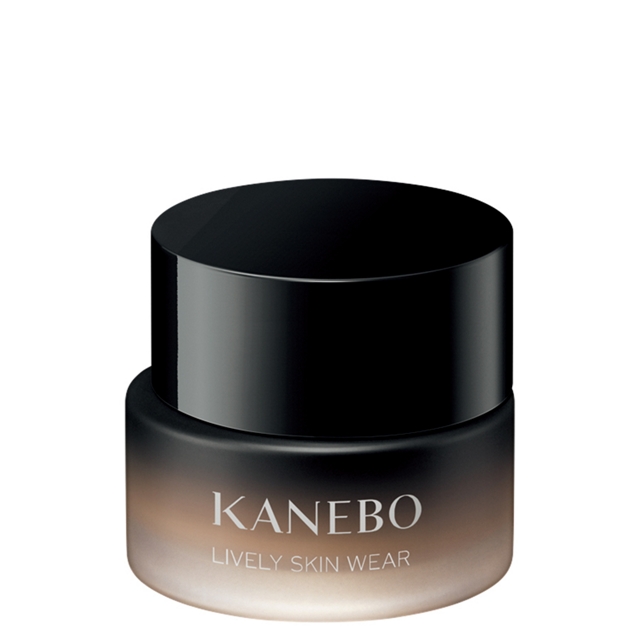 KANEBO LIVELY SKIN WEAR BEIGE C