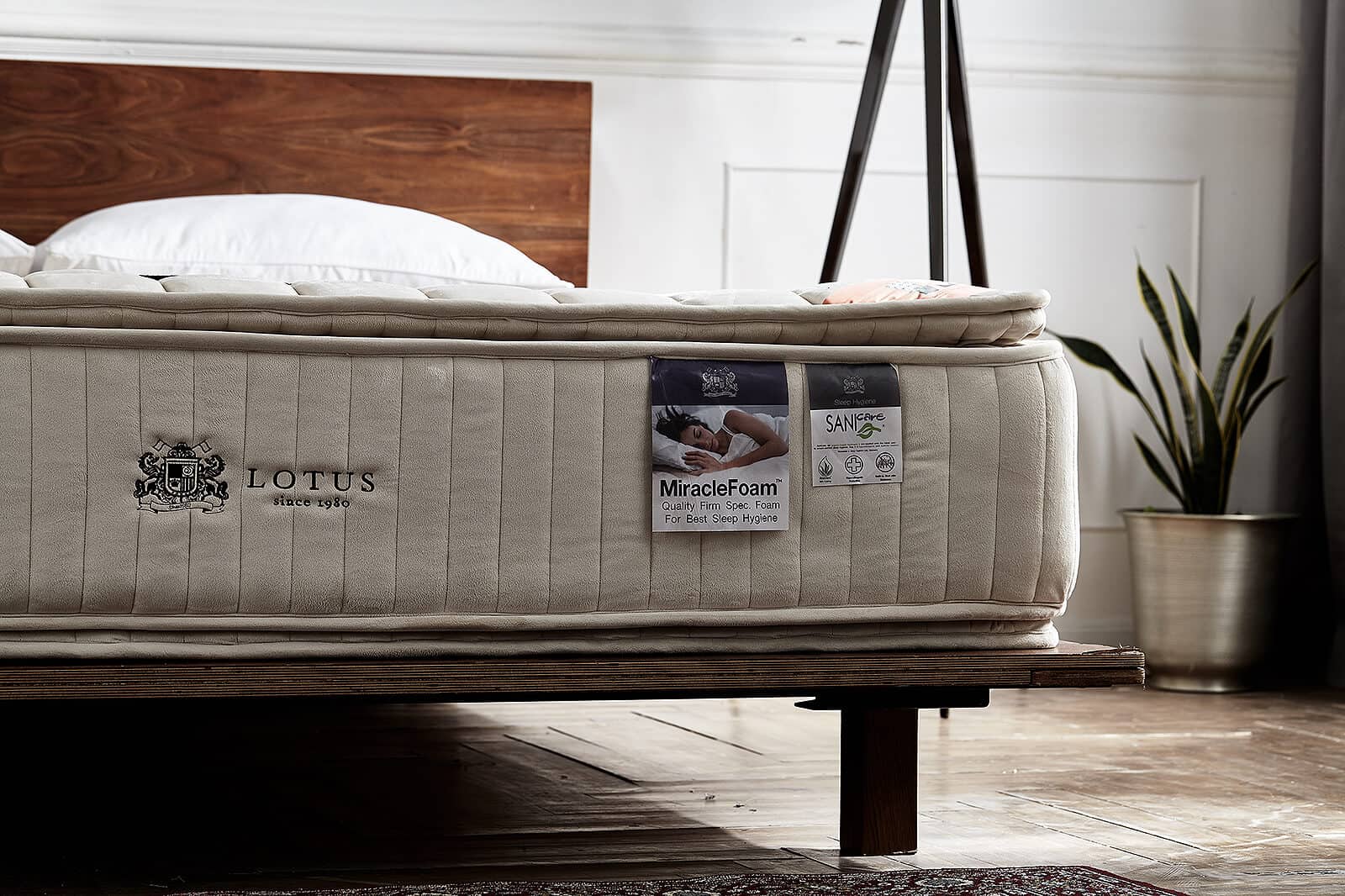 Mattress(King) Brand:Lotus