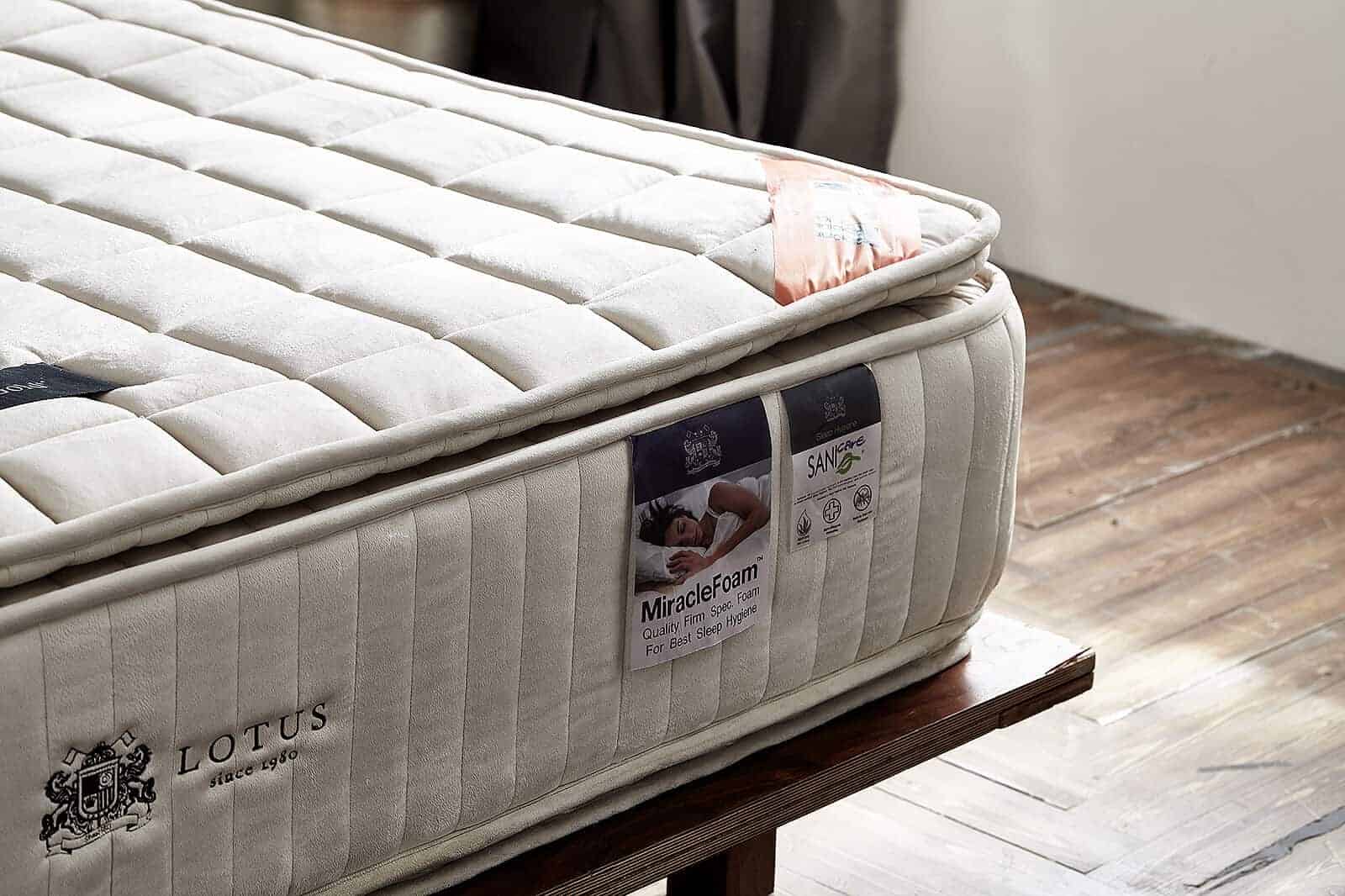 Mattress(King) Brand:Lotus