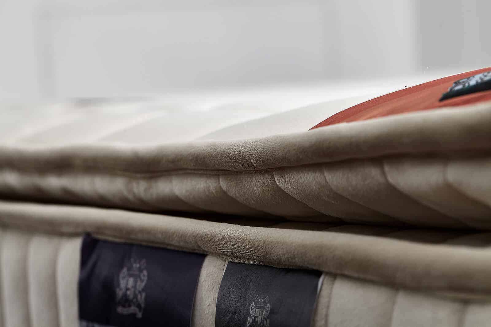 Mattress(King) Brand:Lotus